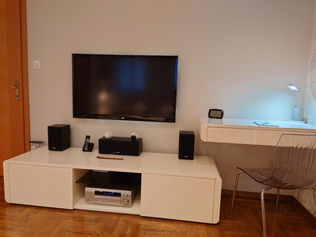 شقة Apartman Mare Nostrum**** غييكا المظهر الخارجي الصورة
