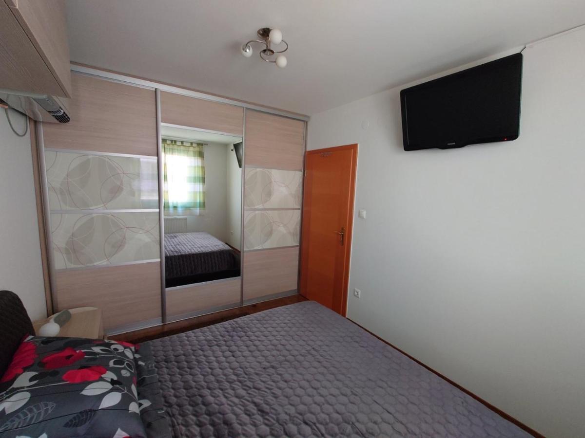 شقة Apartman Mare Nostrum**** غييكا المظهر الخارجي الصورة